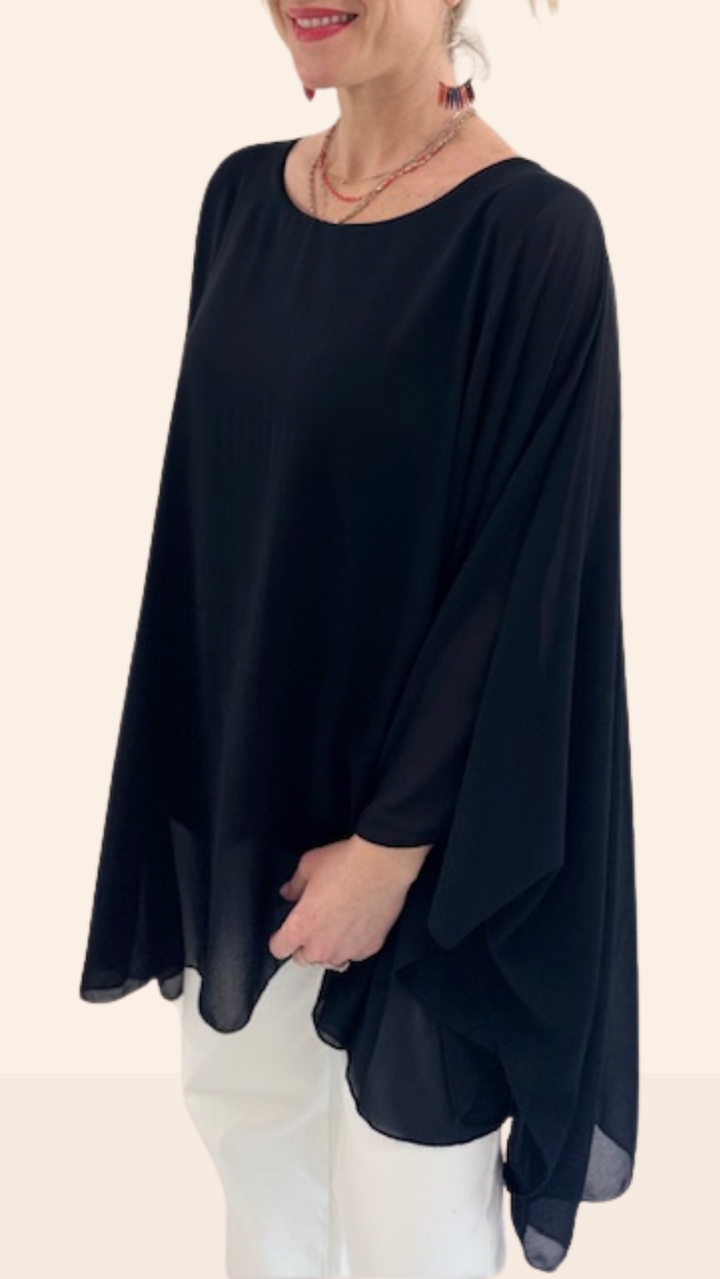 Tunique Noire avec collier Chemises et Blouses Miss Guapa