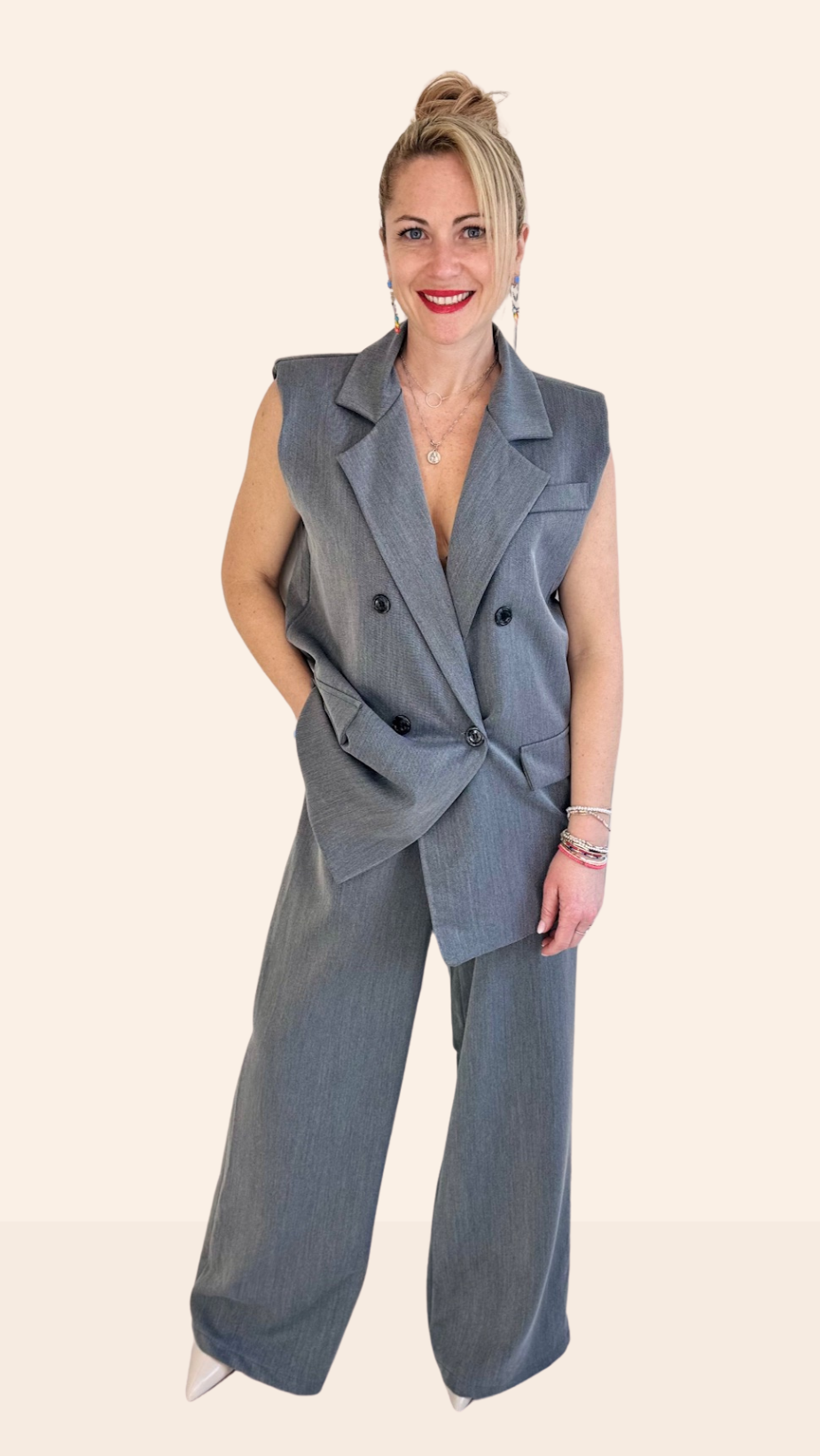 Ensemble pantalon tailleur et blazer sans manches MAEVA - Gris Miss Guapa