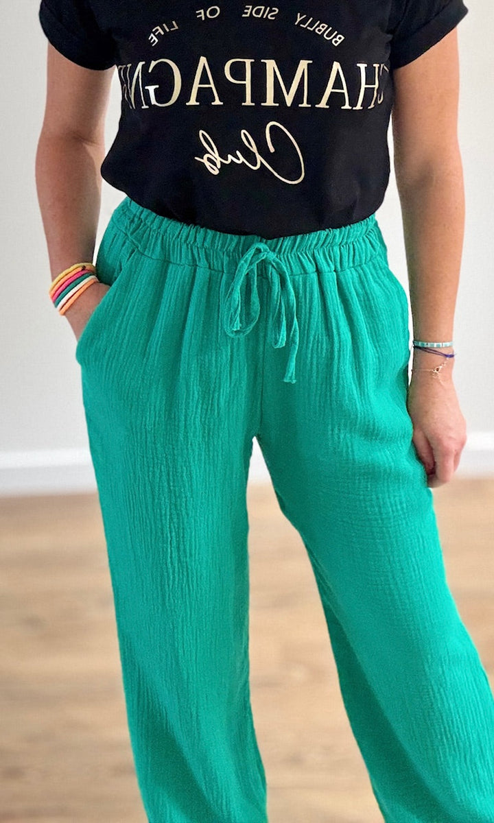 Pantalon fluide vert en gaze de coton Pantalons et Jeans Miss Guapa