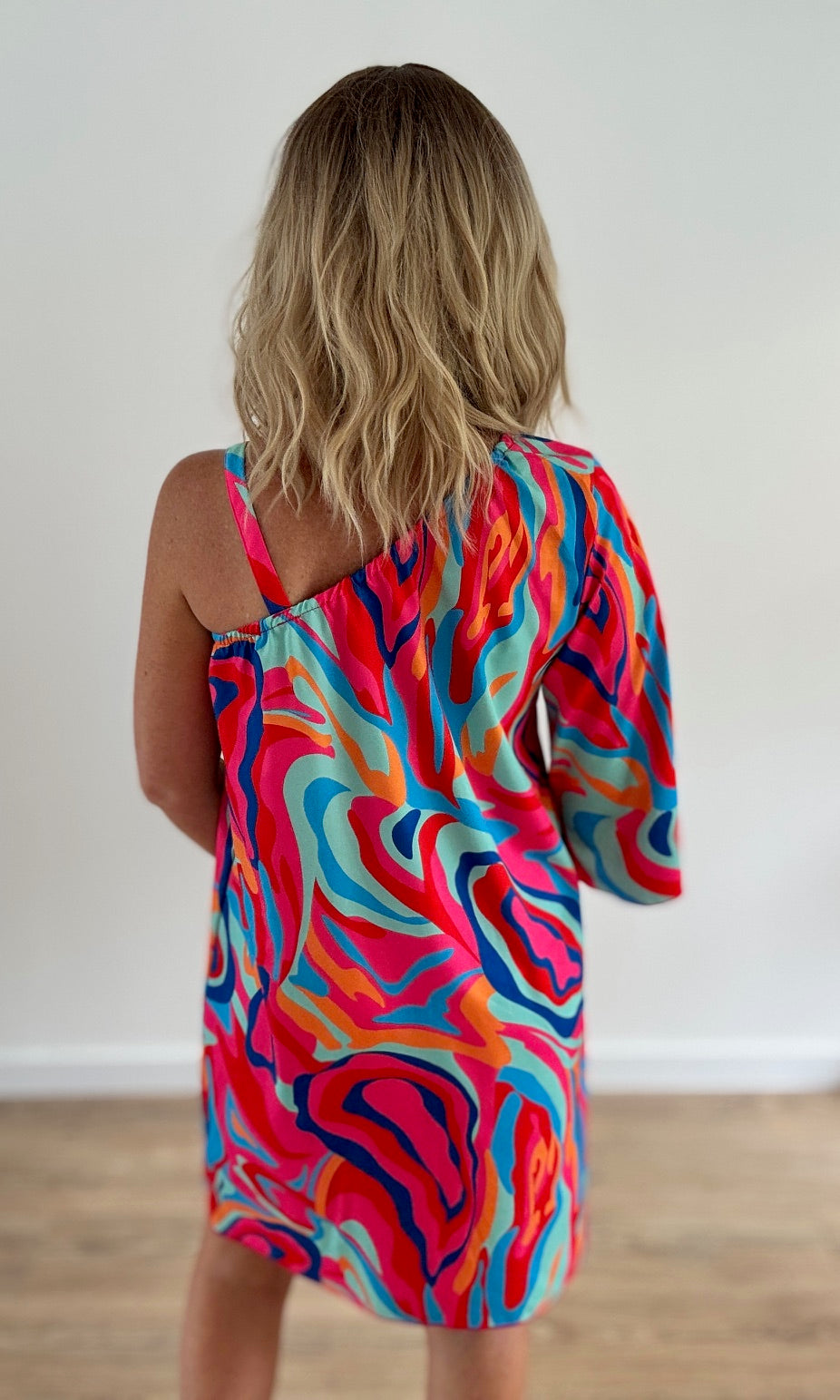 Robe asymétrique fleurie multicolore