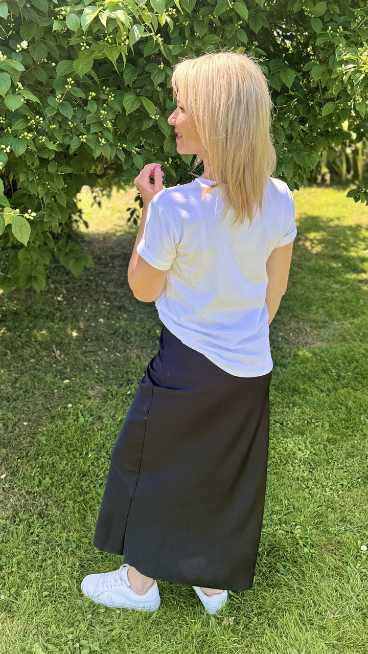 Jupe longue satinée Noir Jupes - Shorts - Combishorts Miss Guapa