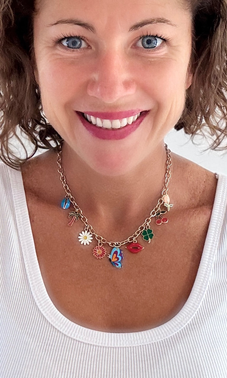 Collier Doré avec breloques Bijoux Miss Guapa
