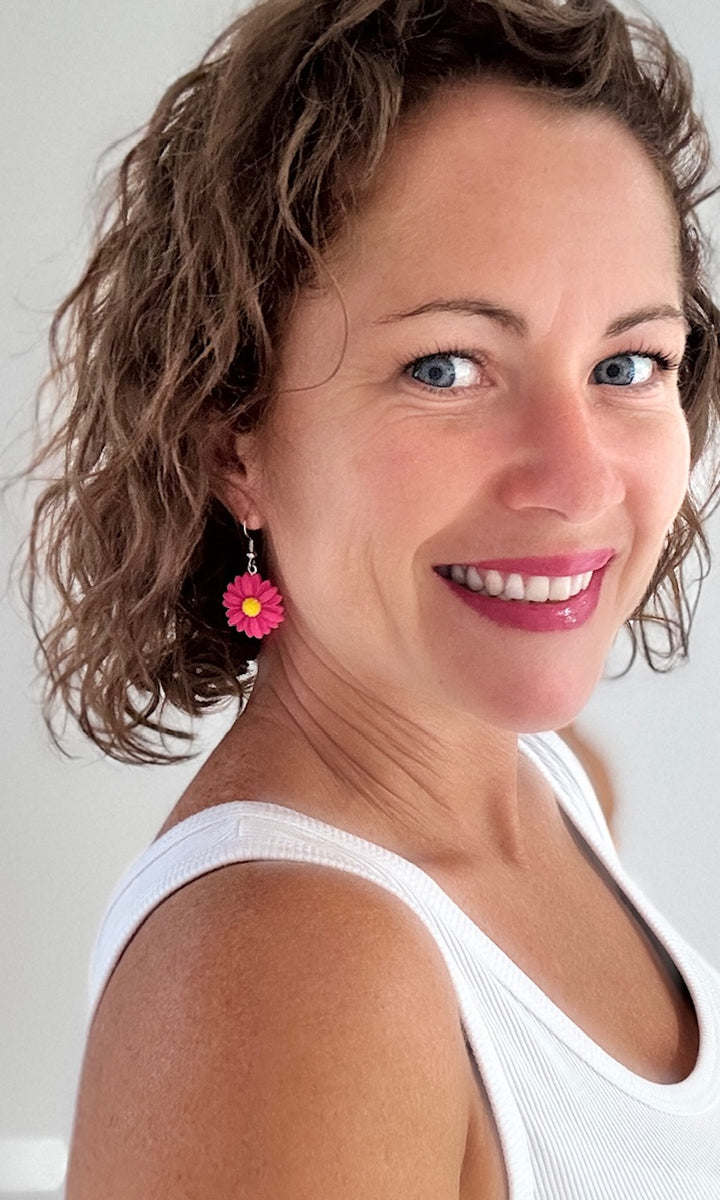 Boucles d'oreilles pendantes fleurs Rose Fuchsia Bijoux Miss Guapa