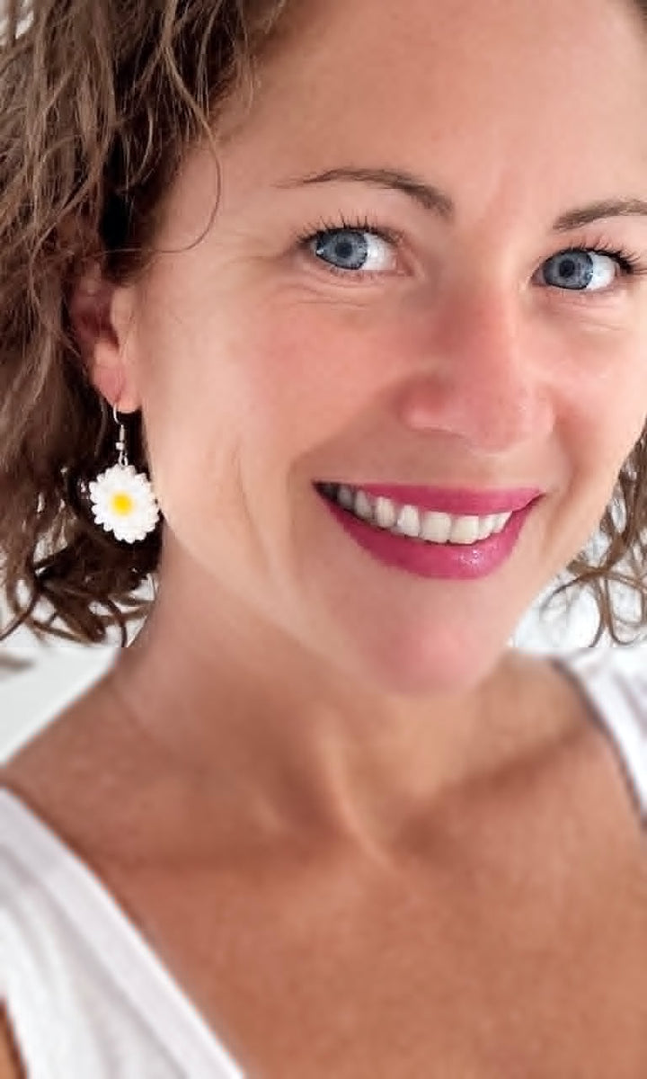 Boucles d'oreilles fleurs Blanche Bijoux Miss Guapa