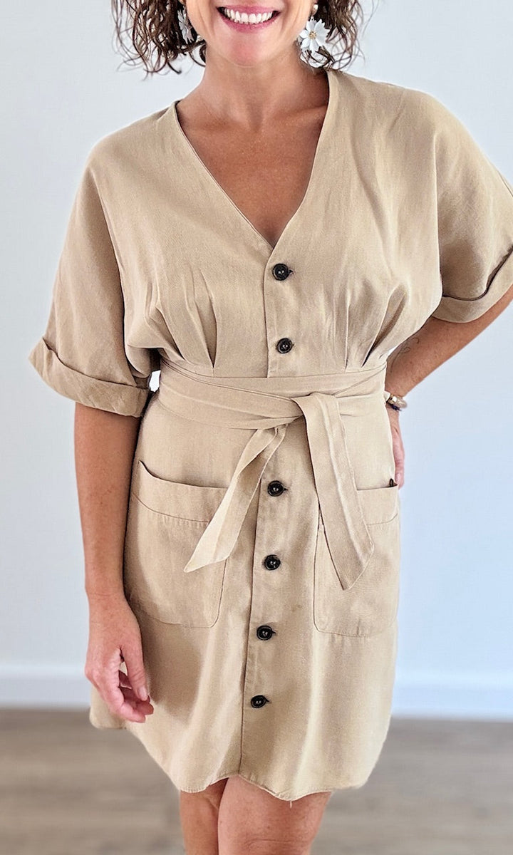 Robe Chemise Courte Beige Robes & Ensembles des pulpeuses Miss Guapa