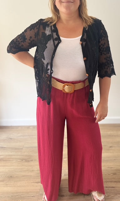 Gilet noir en dentelle boutonné Le coin des pulpeuses Miss Guapa