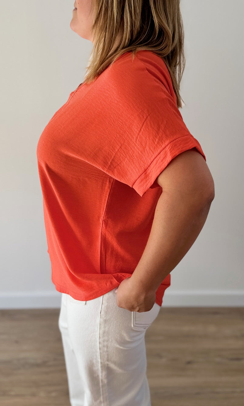 Top Corail col V avec collier