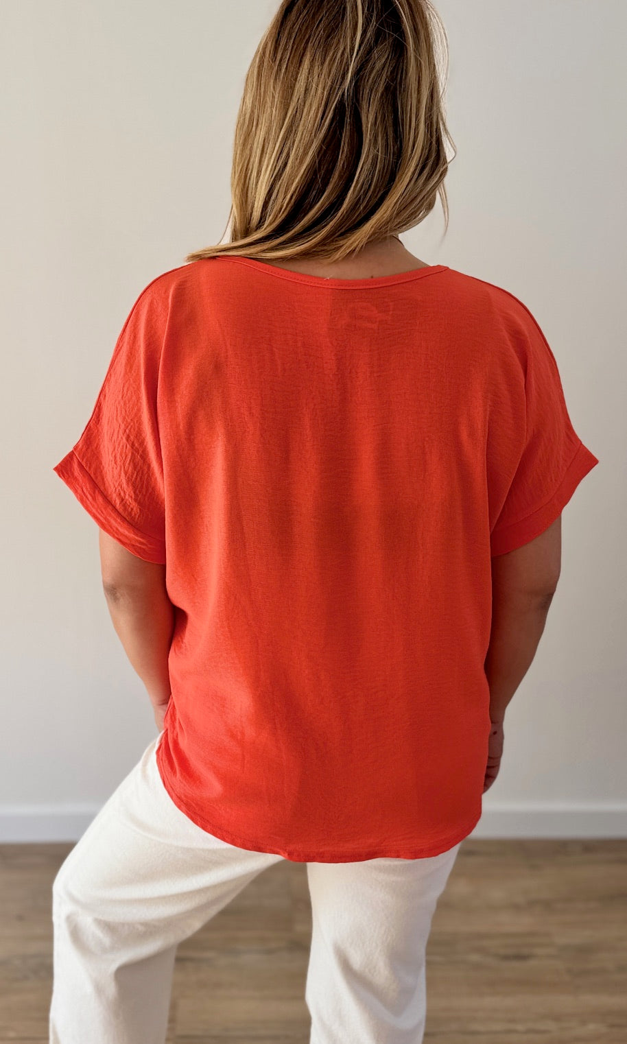 Top Corail col V avec collier