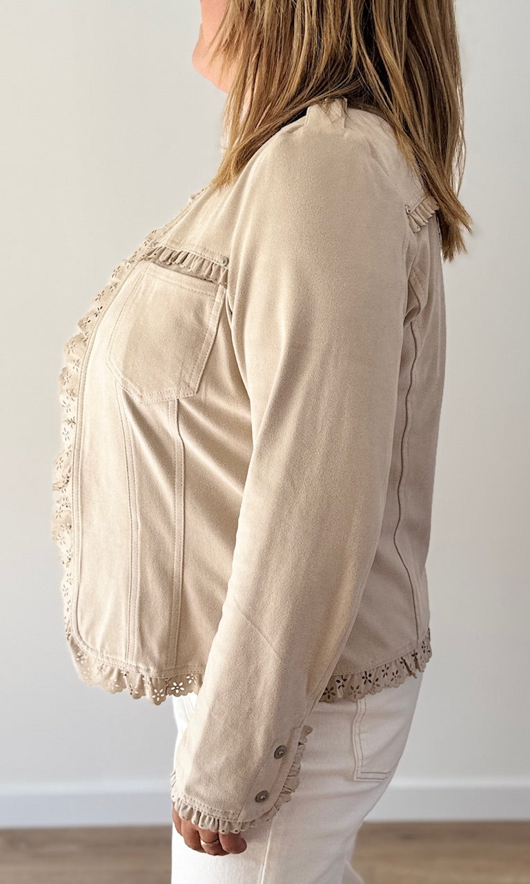 Veste Courte en Suédine Beige Robes & Ensembles des pulpeuses Miss Guapa