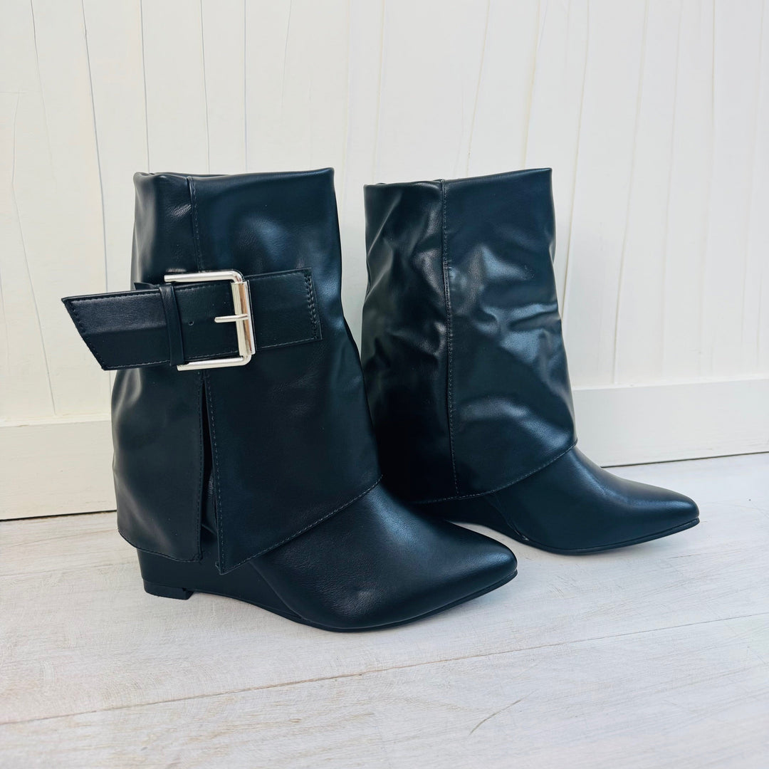 Bottines compensées à rabat JOSEFINA - Noir Chaussures Miss Guapa