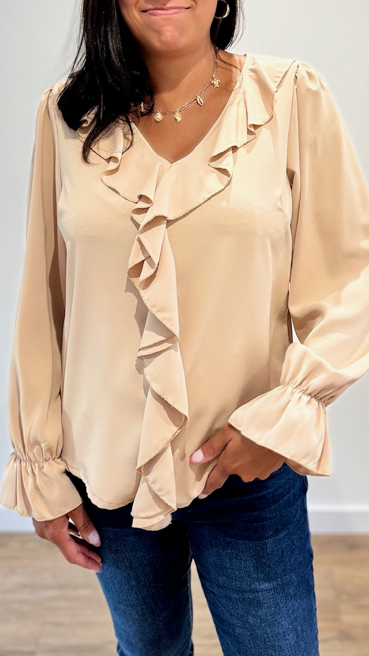 Blouse à volants - Beige Hauts seconde main Miss Guapa
