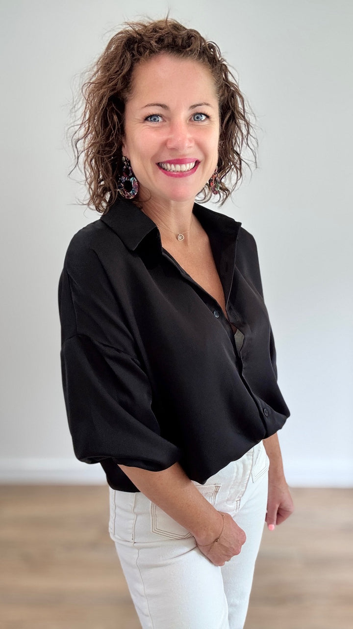 Chemise manches longues satinée Noire