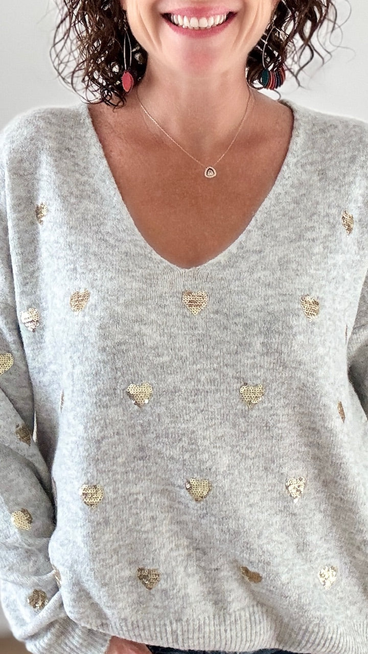 Pull court gris coeurs