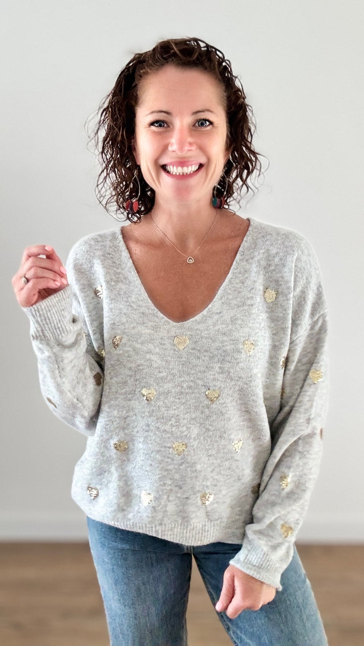 Pull court gris coeurs