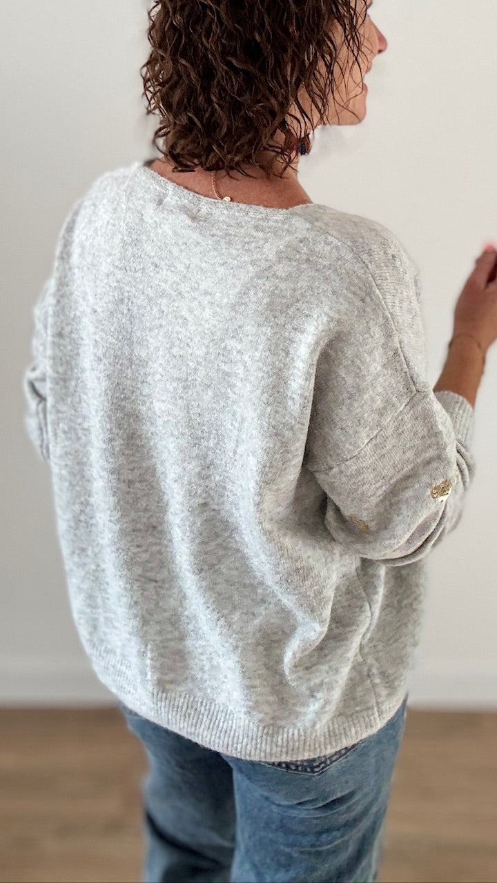 Pull court gris coeurs