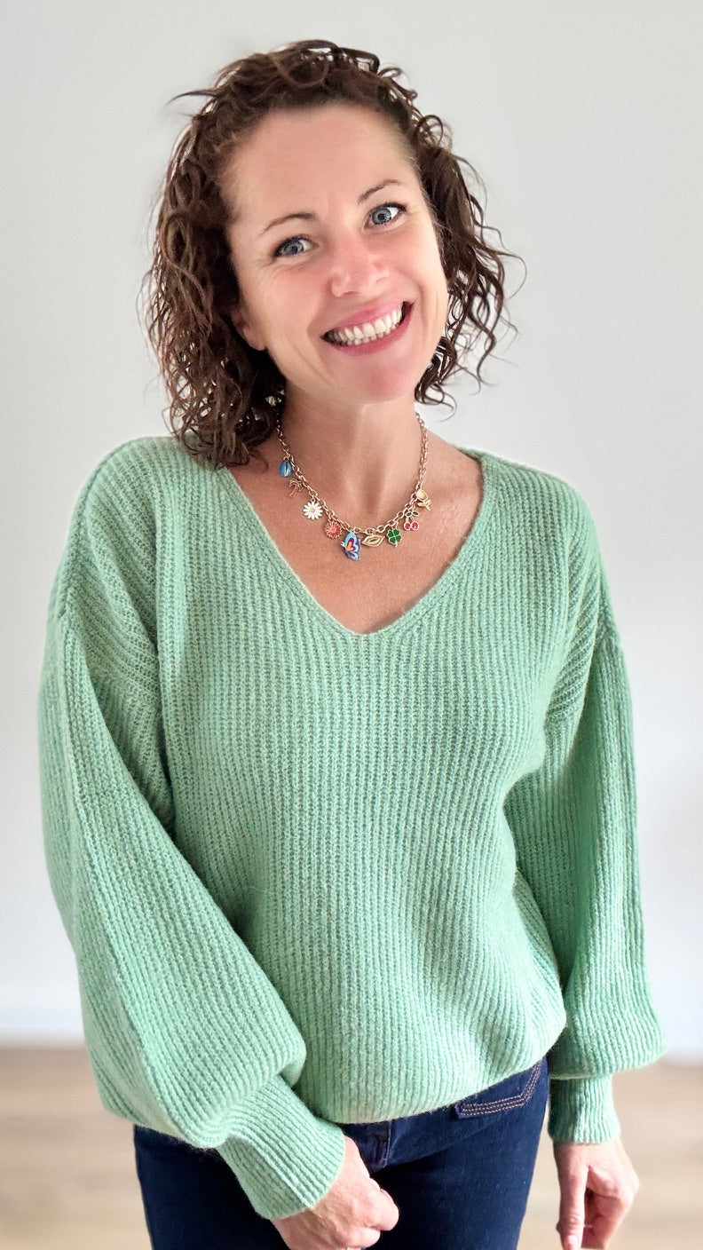 Pull court côtelé vert tendre
