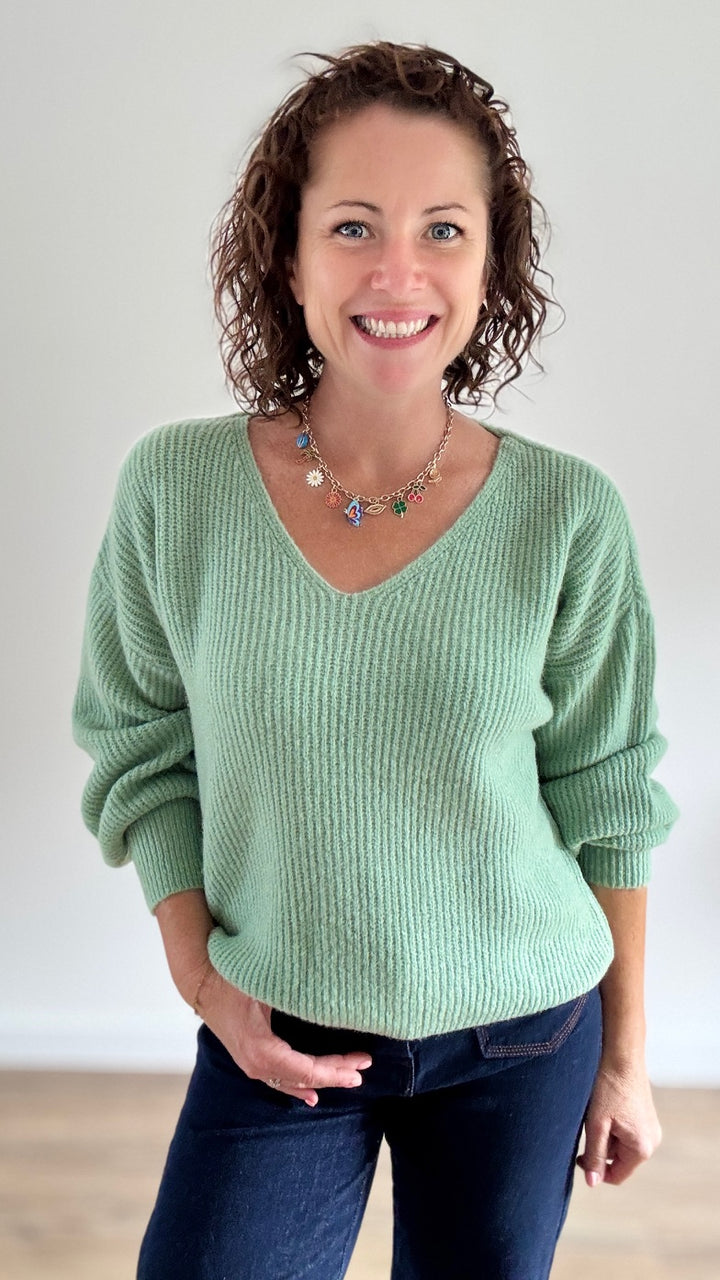 Pull court côtelé vert tendre