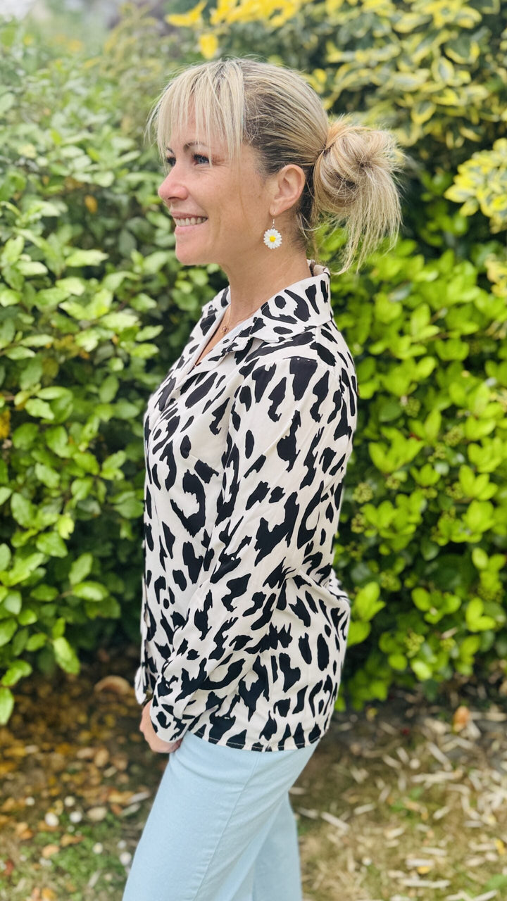 Chemise Léopard Blanche et Noire Chemises et Blouses Miss Guapa