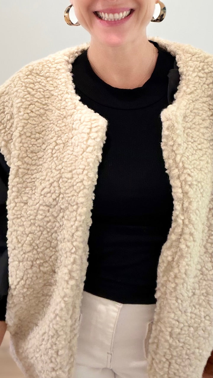 Gilet sans manches moumoute Beige