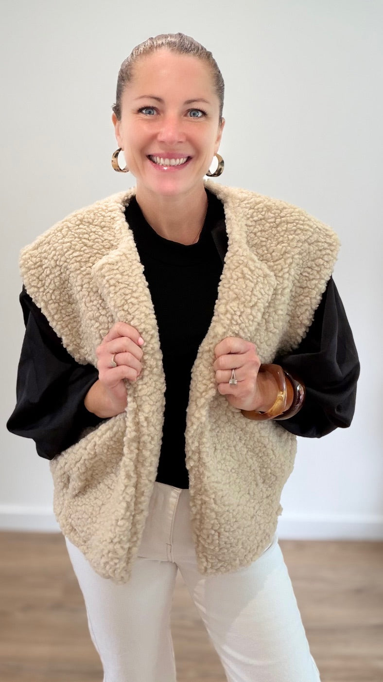 Gilet sans manches moumoute Beige