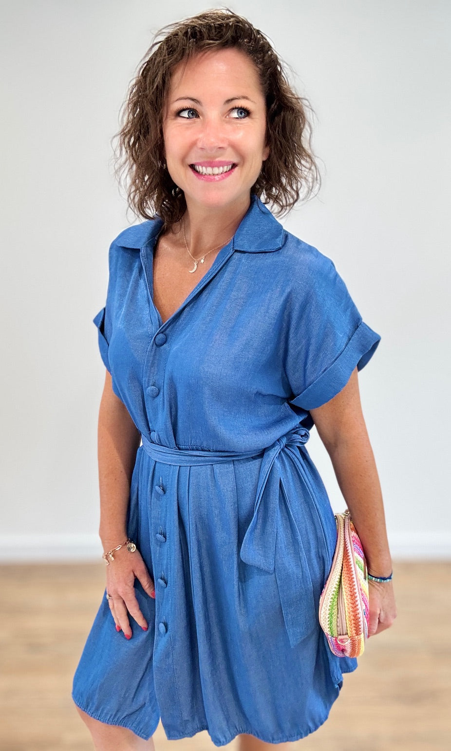 Robe chemise courte effet lin bleu jean Robes Miss Guapa