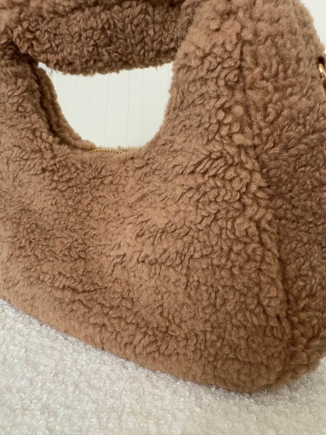 Sac Bandoulière en Moumoute Marron Sacs Miss Guapa