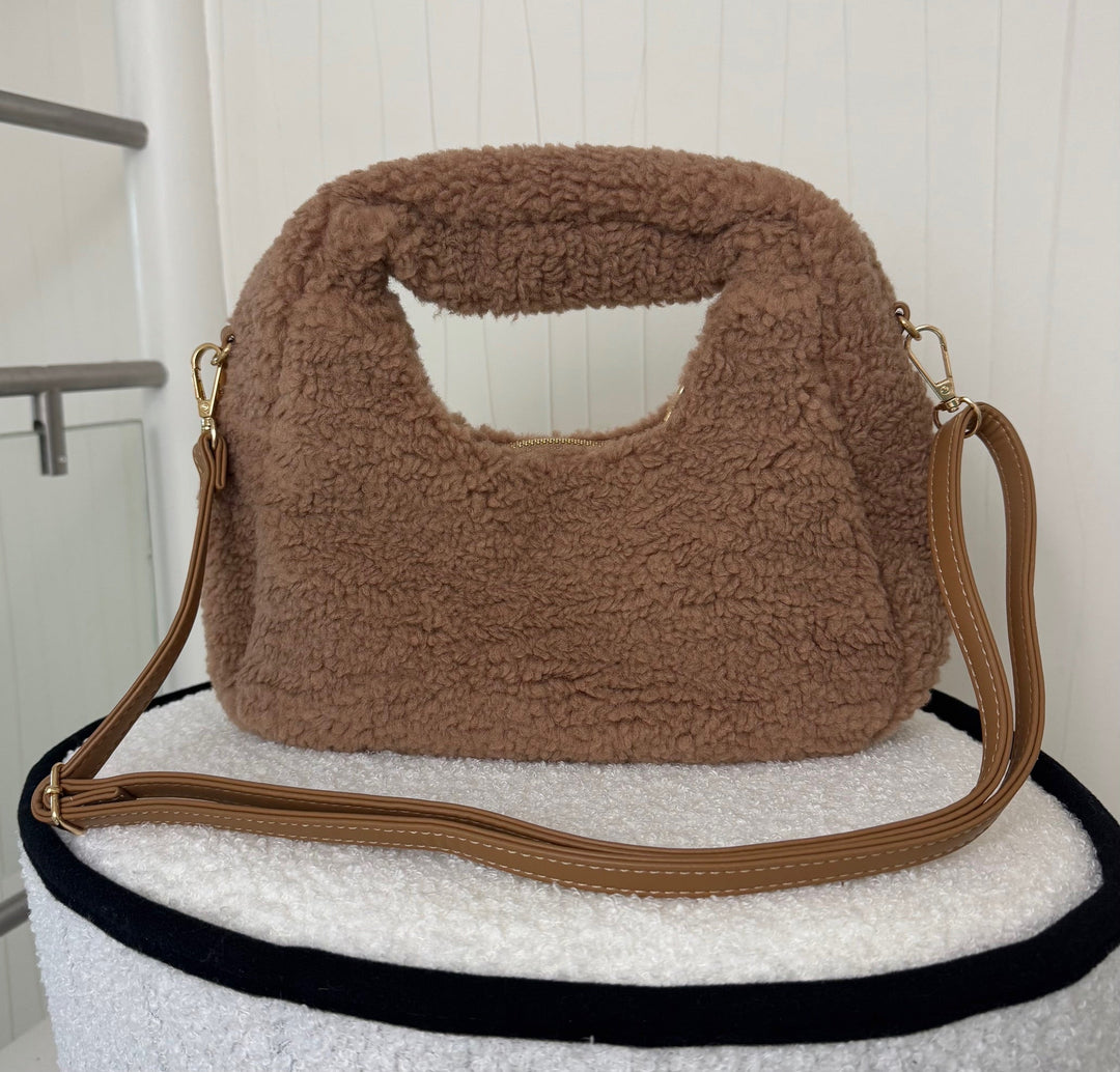 Sac Bandoulière en Moumoute Marron Sacs Miss Guapa