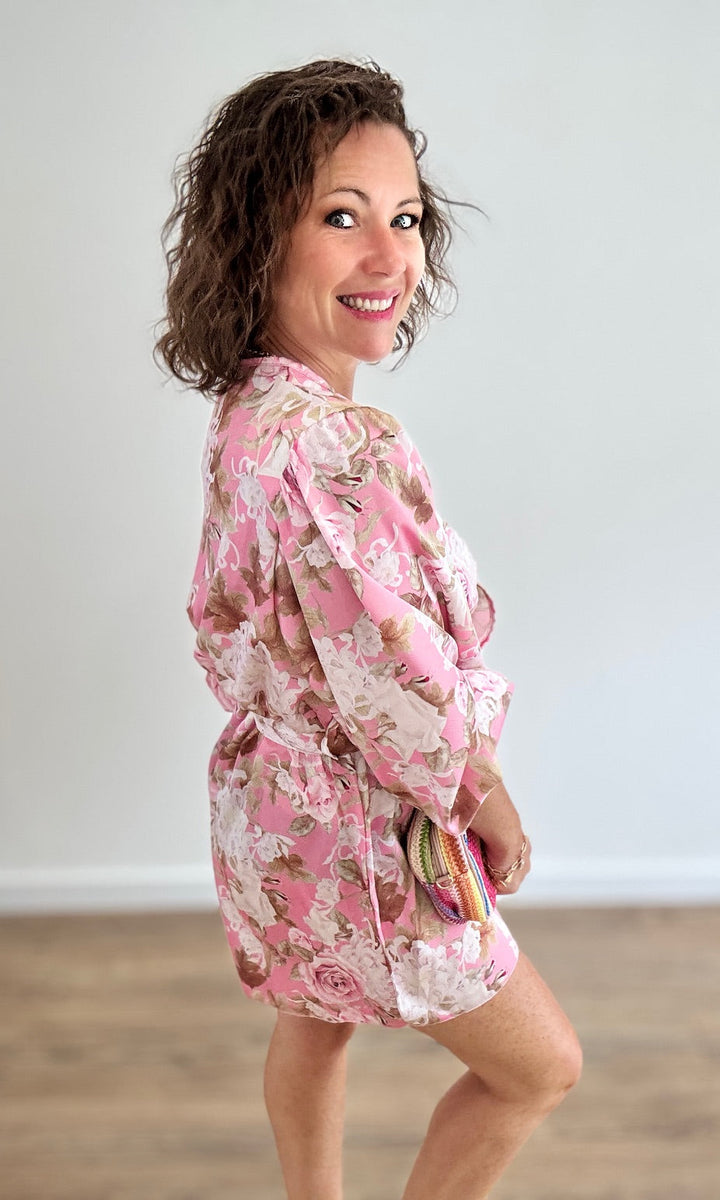 Combishort fluide à imprimé floral rose pâle Jupes - Shorts - Combishorts Miss Guapa