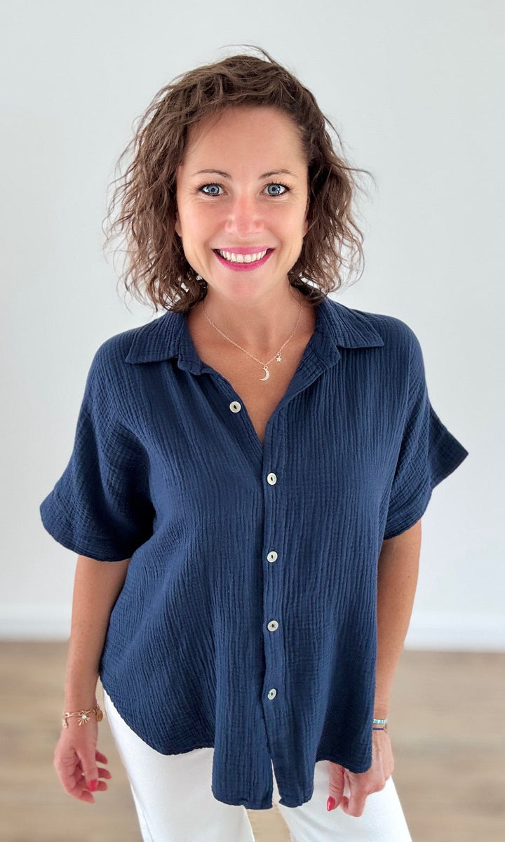 Chemise fluide oversize en gaze de coton bleu marine Chemises et Blouses Miss Guapa