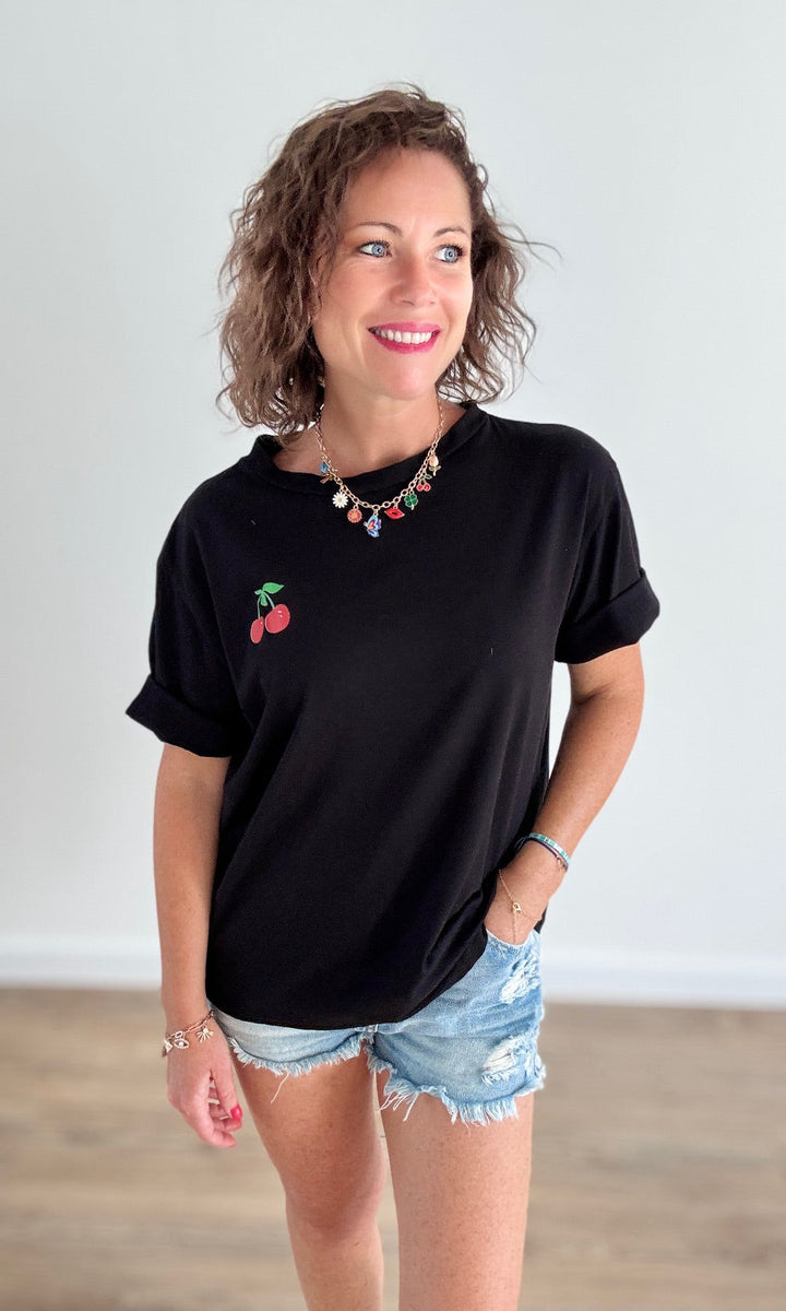 Tee-shirt Large Noir avec Flocage Cerise Tee-Shirt et Tops Miss Guapa