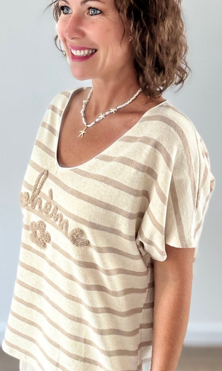 T-shirt beige à rayures bleu roi "BOHÈME" en relief Tee-Shirt et Tops Miss Guapa