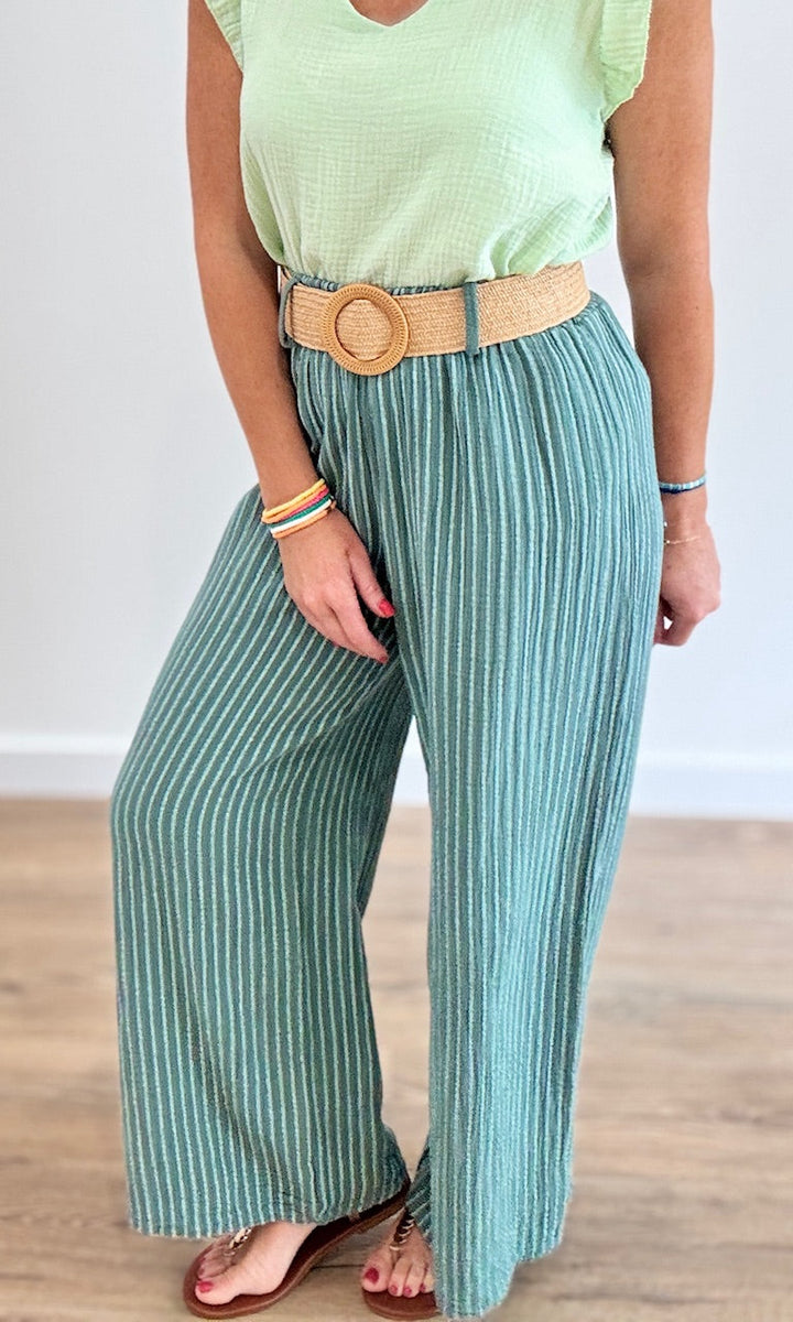 Pantalon large vert céladon à rayures blanches en gaze de coton Pantalons et Jeans Miss Guapa