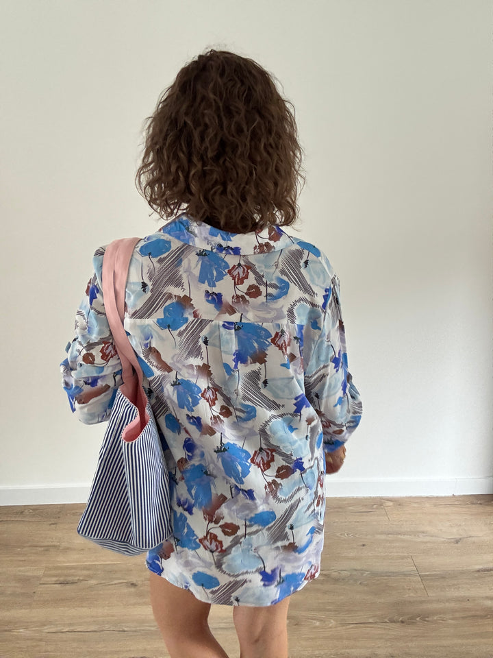 Blouse imprimée florale bleu Chemises et Blouses Miss Guapa