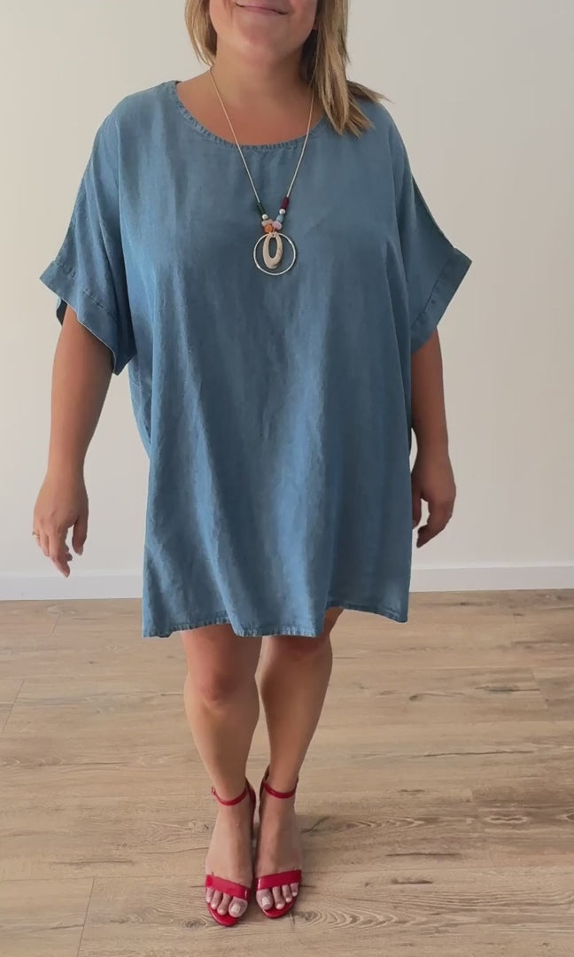 Tunique bleu denim en jean tencel avec collier