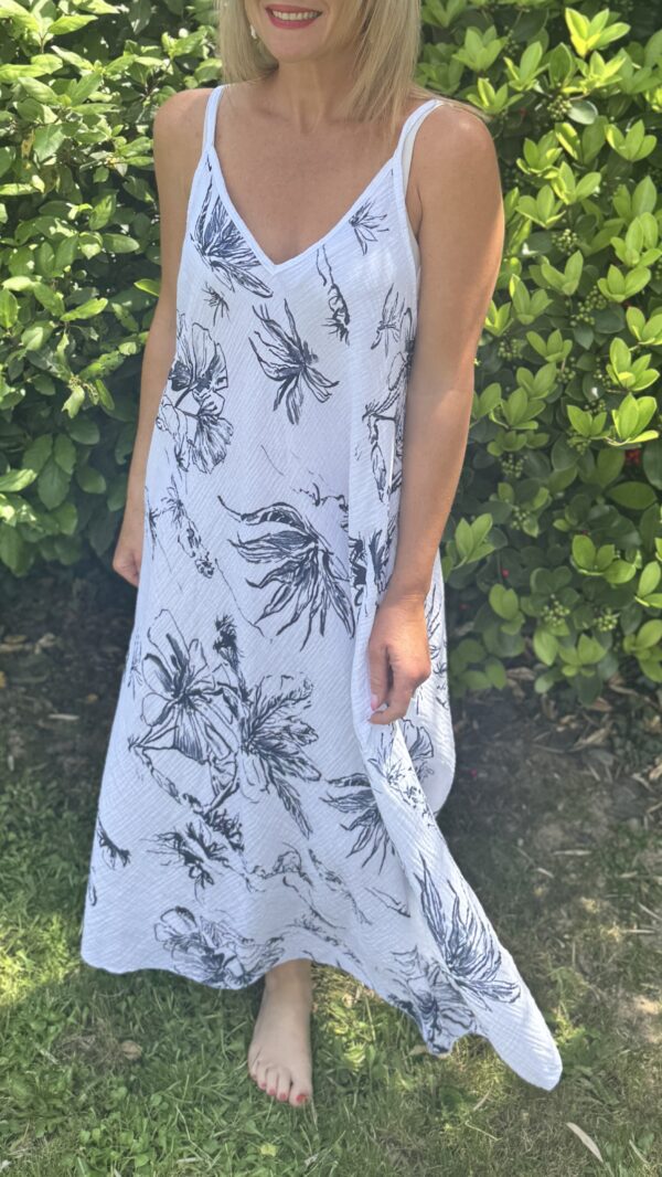 Robe longue florale CHARLIE - Blanc et bleu